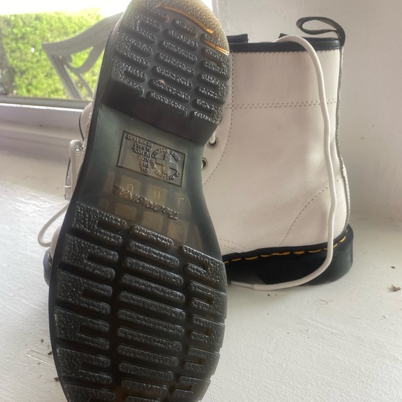 White Dr. Martens, two zippers, and laces, size 8 - Picture 3 of 5